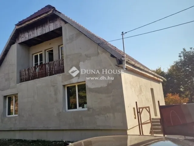 Eladó ház Hatvan 190 nm