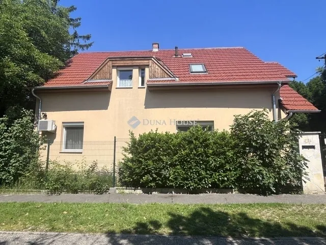 Eladó ház Budapest XVI. kerület, Sashalom 180 nm