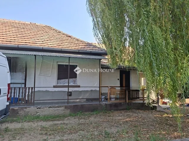 Eladó ház Tápióság 80 nm