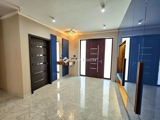 Eladó ház Alsónémedi 259 nm