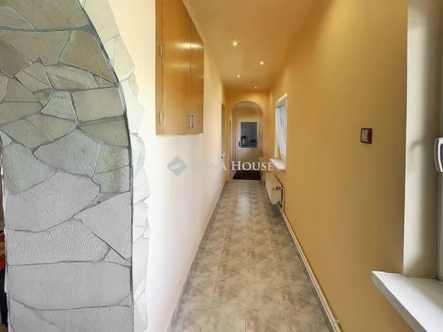 Eladó ház Mende 170 nm