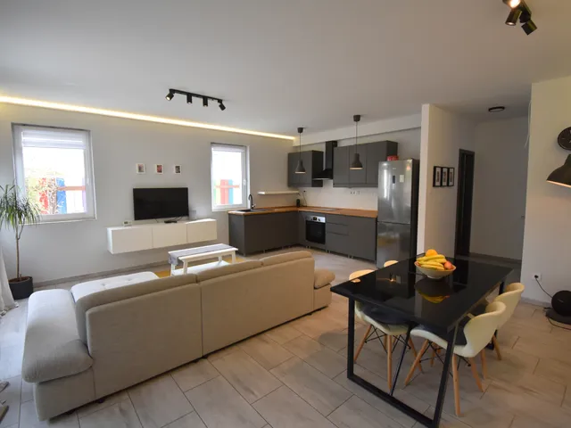 Eladó lakás Budapest XVI. kerület, Cinkota, Simongáti köz 91 nm