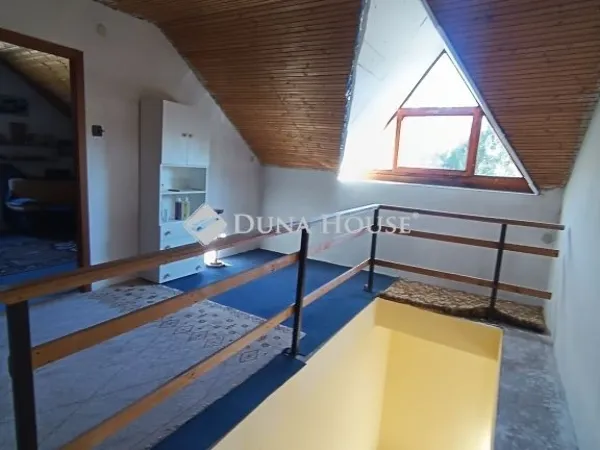 Eladó ház Tóalmás 220 nm