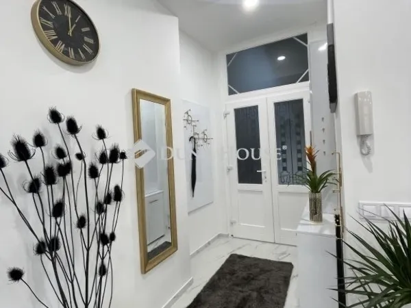 Eladó lakás Budapest V. kerület 49 nm