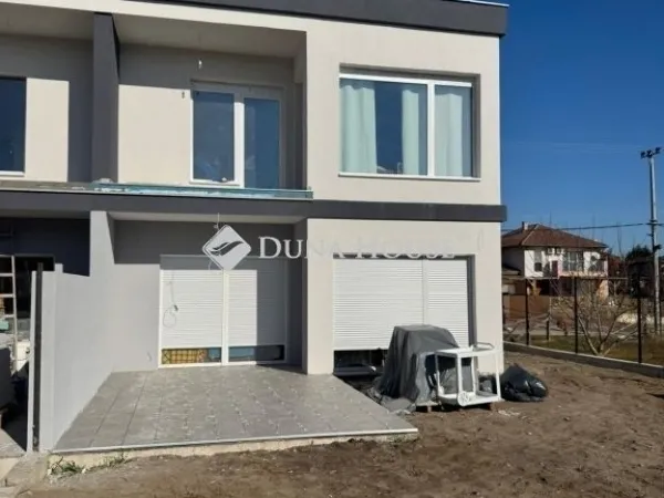 Eladó ház Csomád 109 nm