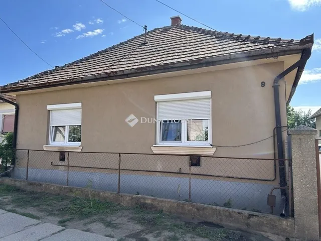 Eladó ház Tura 58 nm