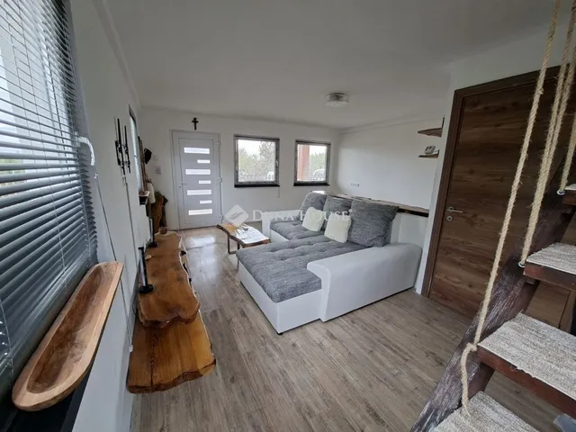 Eladó telek Tura 1351 nm