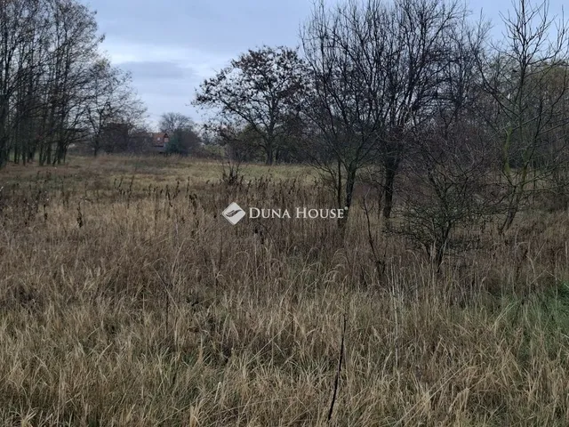Eladó telek Hatvan 5658 nm