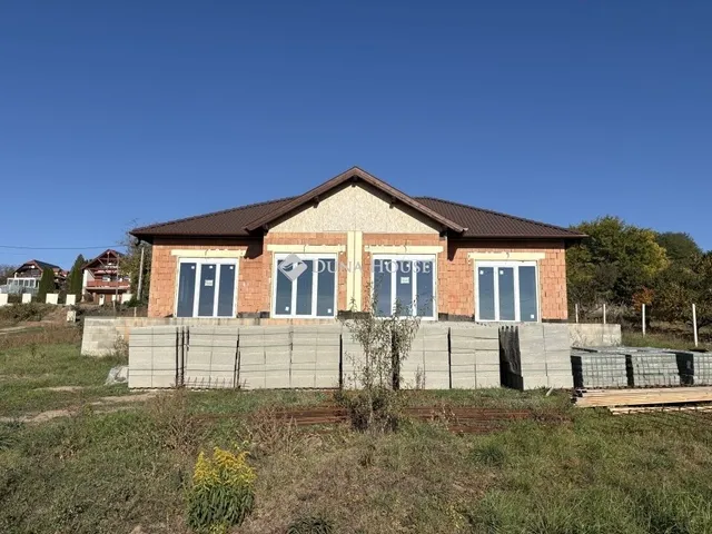 Eladó ház Szada 134 nm