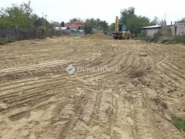 Eladó telek Jászfényszaru 1405 nm