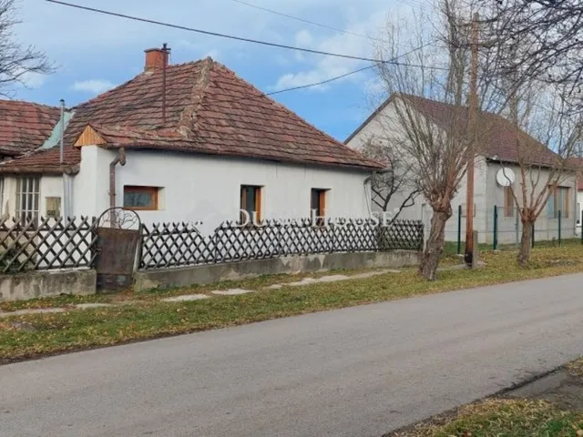 Eladó mezőgazdasági ingatlan Kisköre 75 nm