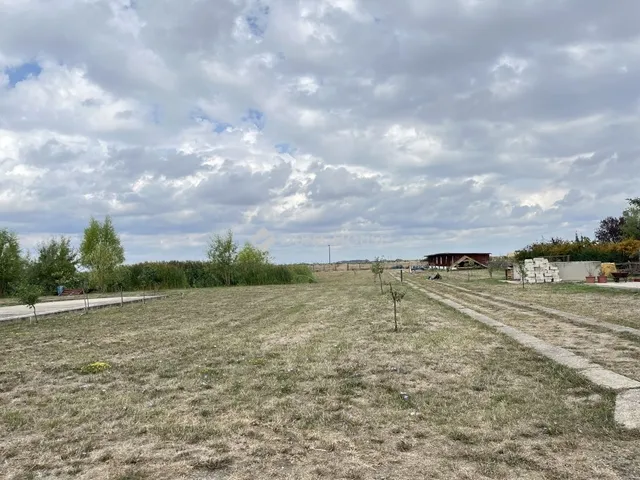 Eladó telek Kisköre 2855 nm