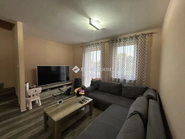 Eladó lakás Aszód 65 nm