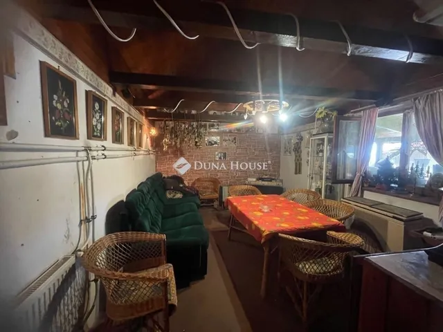 Eladó ház Tura 170 nm