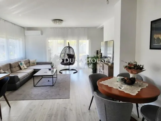 Eladó ház Hévízgyörk 220 nm