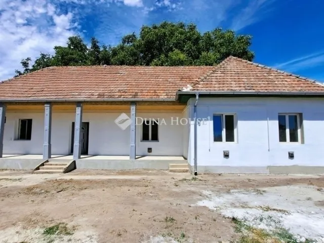 Eladó ház Zsámbok 89 nm