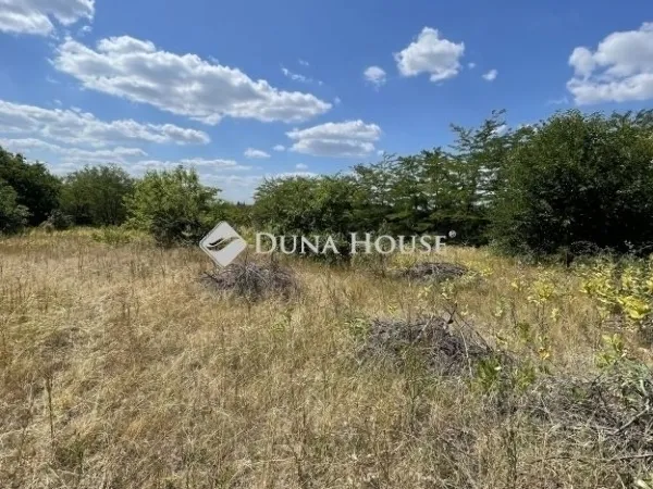 Eladó telek Szada 941 nm