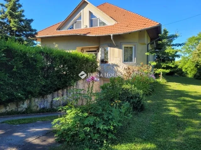 Eladó ház Szada 308 nm