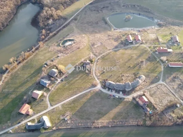 Eladó telek Galgahévíz 947 nm