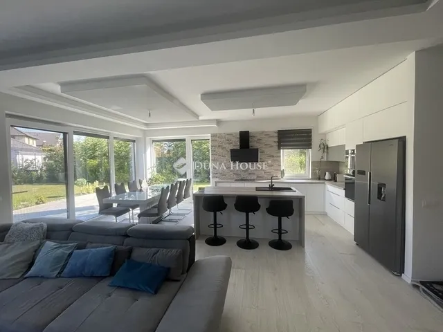 Eladó ház Veresegyház 170 nm