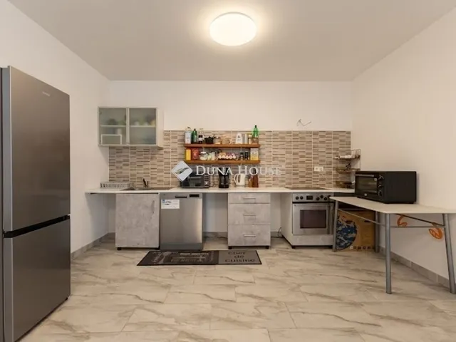 Eladó ház Erdőkertes 127 nm