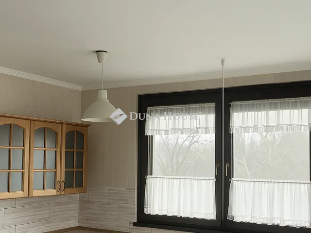 Eladó ház Erdőkertes 164 nm