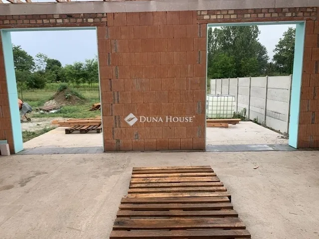 Eladó ház Erdőkertes 120 nm