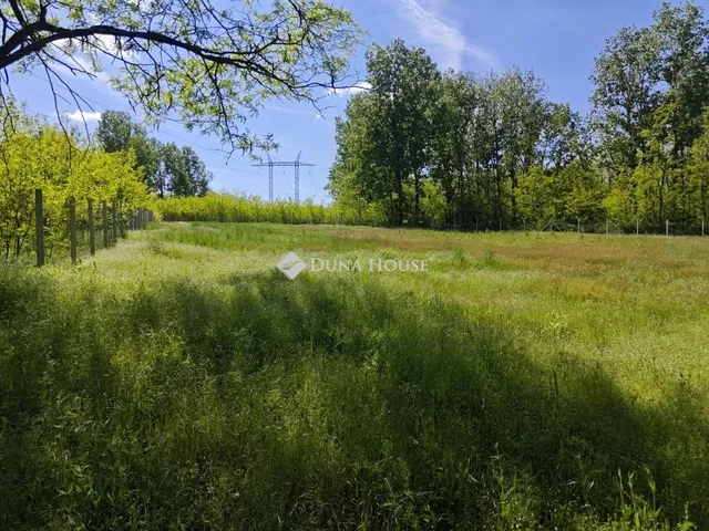 Eladó telek Gödöllő 3320 nm