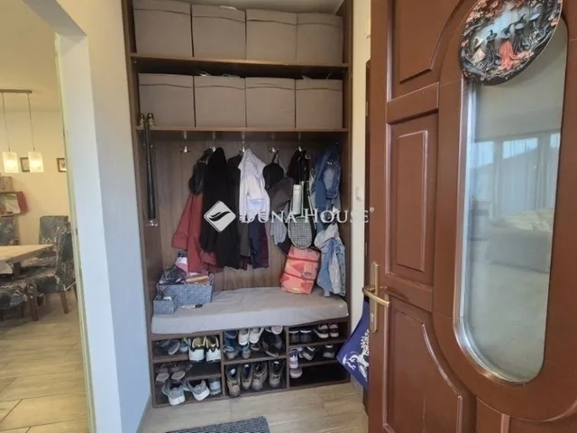 Eladó ház Mogyoród 168 nm