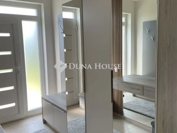 Eladó ház Veresegyház 170 nm