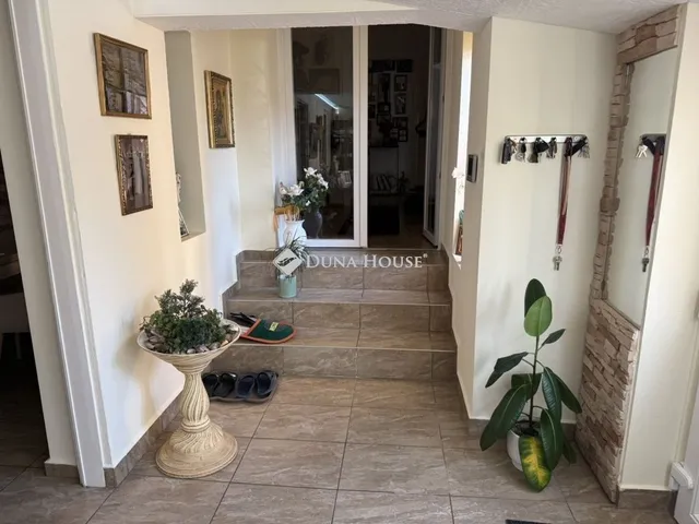 Eladó ház Hatvan 125 nm