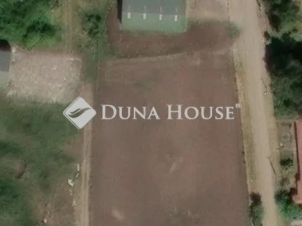 Eladó kereskedelmi és ipari ingatlan Hatvan 342 nm