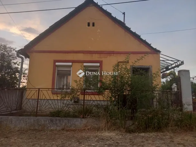 Eladó ház Galgahévíz 85 nm