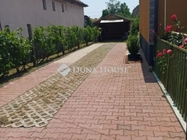 Eladó ház Hatvan 100 nm