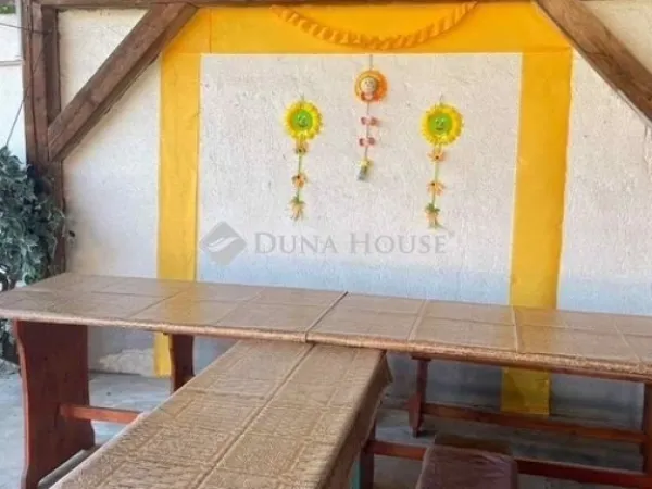 Eladó ház Hatvan, Újhatvan 205 nm