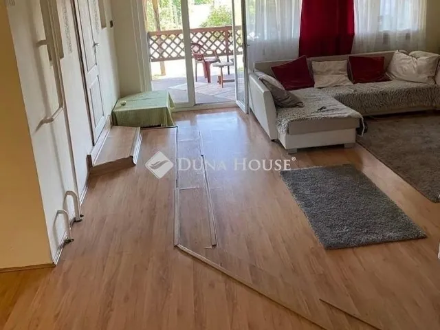 Eladó ház Hatvan, Újhatvan 205 nm