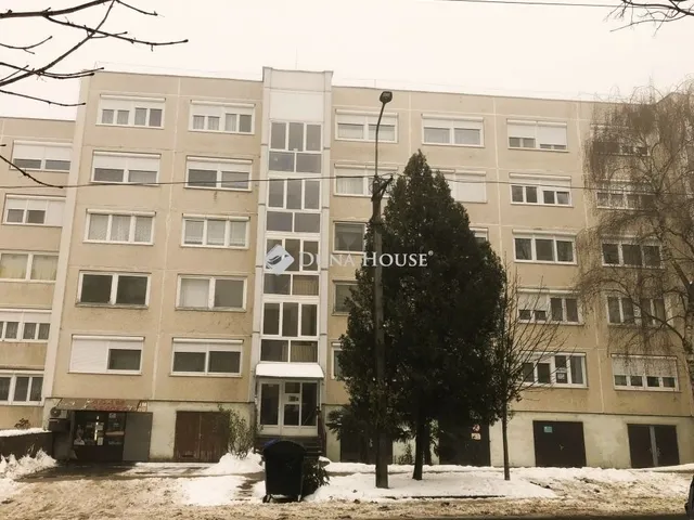 Eladó lakás Gödöllő 60 nm