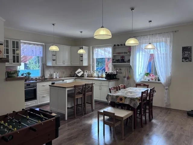 Eladó ház Erdőkertes 120 nm