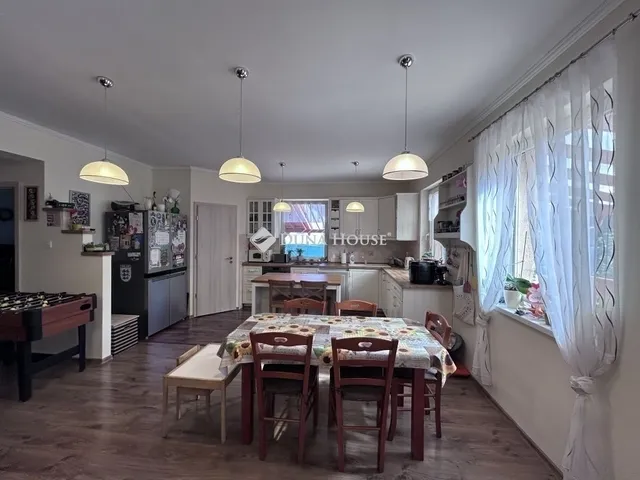 Eladó ház Erdőkertes 120 nm