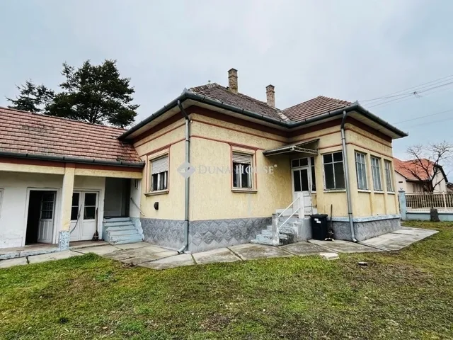 Eladó ház Tápiószecső 98 nm
