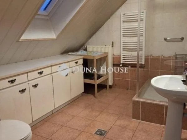 Eladó ház Gödöllő 146 nm