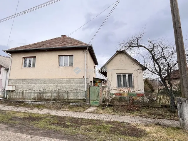 Eladó ház Galgamácsa 140 nm