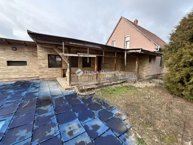 Eladó ház Kalocsa 157 nm