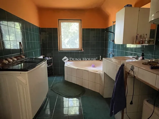 Eladó ház Heréd 163 nm