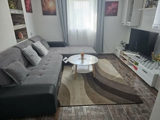 Eladó ház Verseg 42 nm