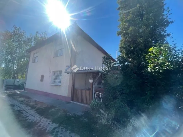 Eladó ház Tura 170 nm