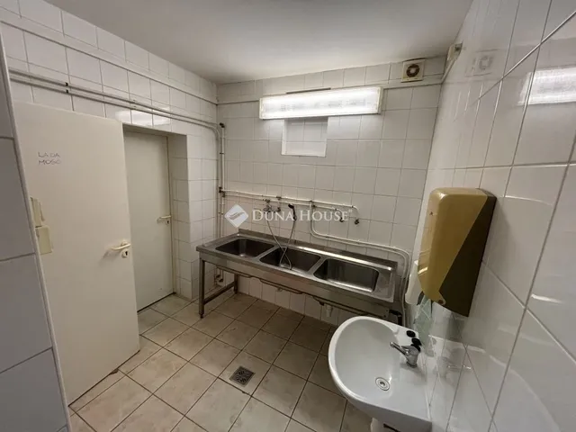 Eladó ház Miske 382 nm