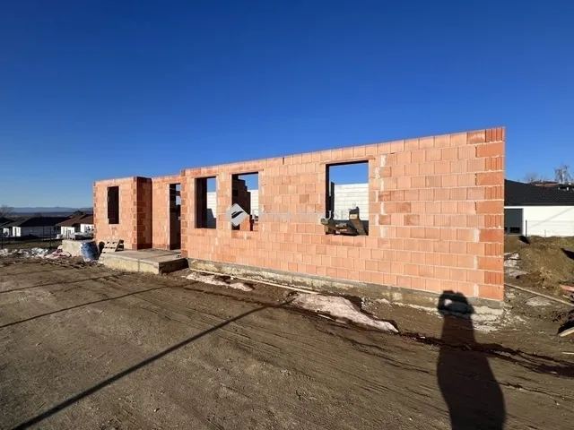 Eladó ház Őrbottyán 99 nm