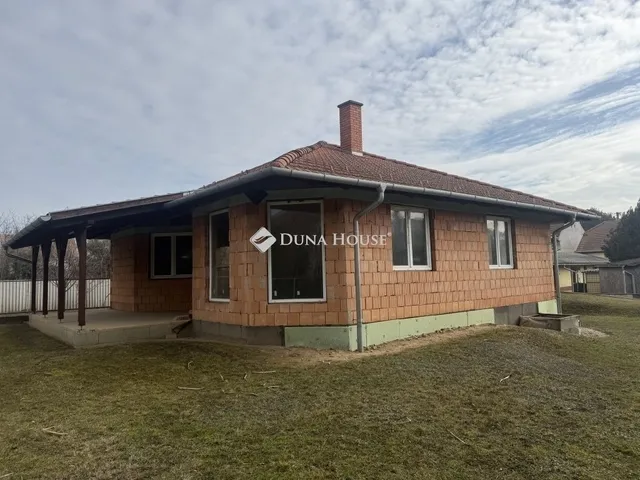 Eladó ház Gyömrő 170 nm