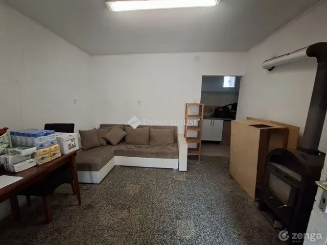 Eladó ház Fót 240 nm